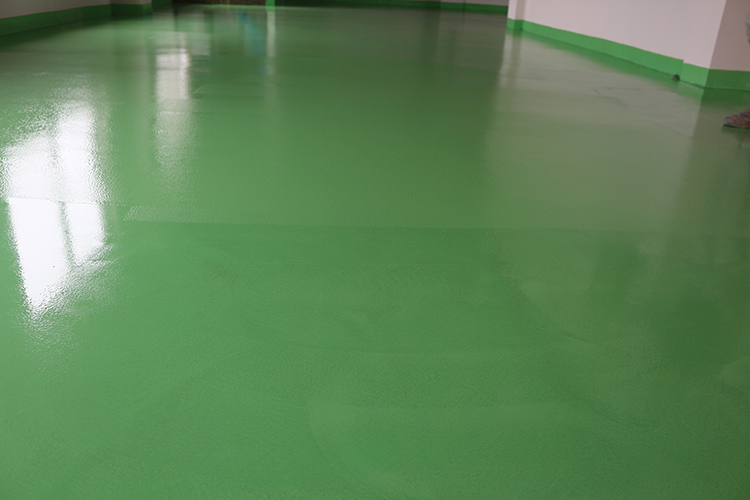 固化地坪與環(huán)氧地坪：哪個(gè)更適合你？